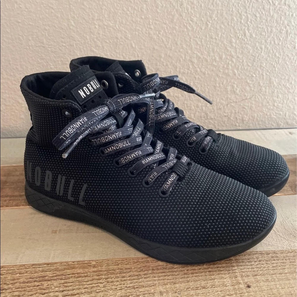 NOBULL SIZE 8